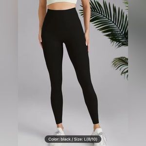 Black Leggings - Womans size Large